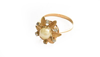 Lot 230 - A pearl and clear stone cluster ring,...
