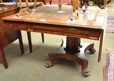 Lot 544 - A William IV mahogany centre table