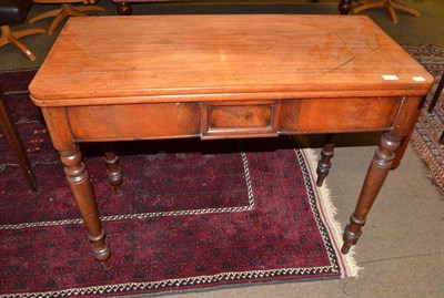 Lot 560 - Victorian mahogany tea table