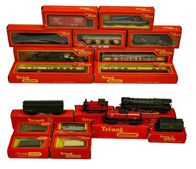 Lot 89 - Triang Railways OO Gauge RS26 Goods Set