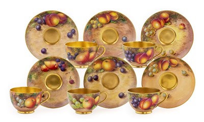 Lot 93 - A Matched Set of Five Royal Worcester...