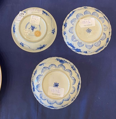 Lot 157 - A Chinese Porcelain Plate, Yongzheng/Qianlong,...