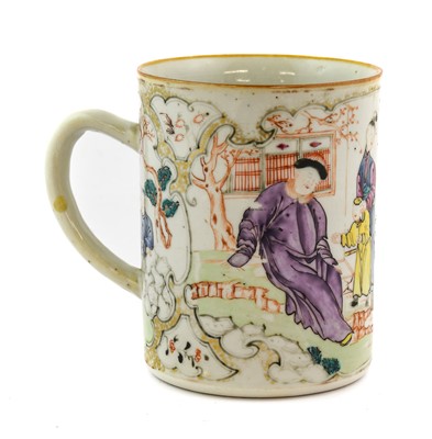 Lot 170 - A Chinese Porcelain Mug, Qianlong, of...