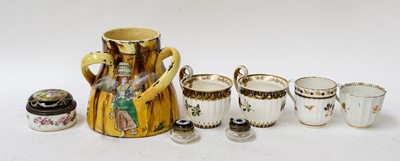 Lot 49 - Assorted ceramics including two first period...
