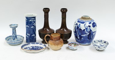 Lot 326 - A 19th-century Chinese blue and white ginger...