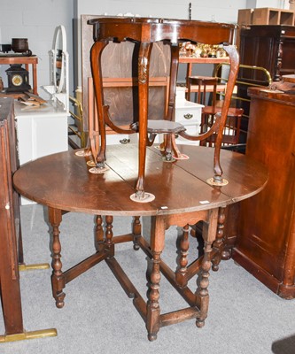 Lot 1194 - A Titchmarsh & Goodwyn style oak sideboard,...