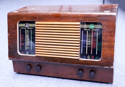 Lot 173 - Larger World-Band Wireless Receivers