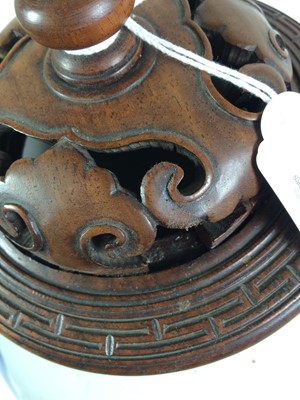 Lot 121 - A Chinese Porcelain Baluster Jar, Kangxi,...