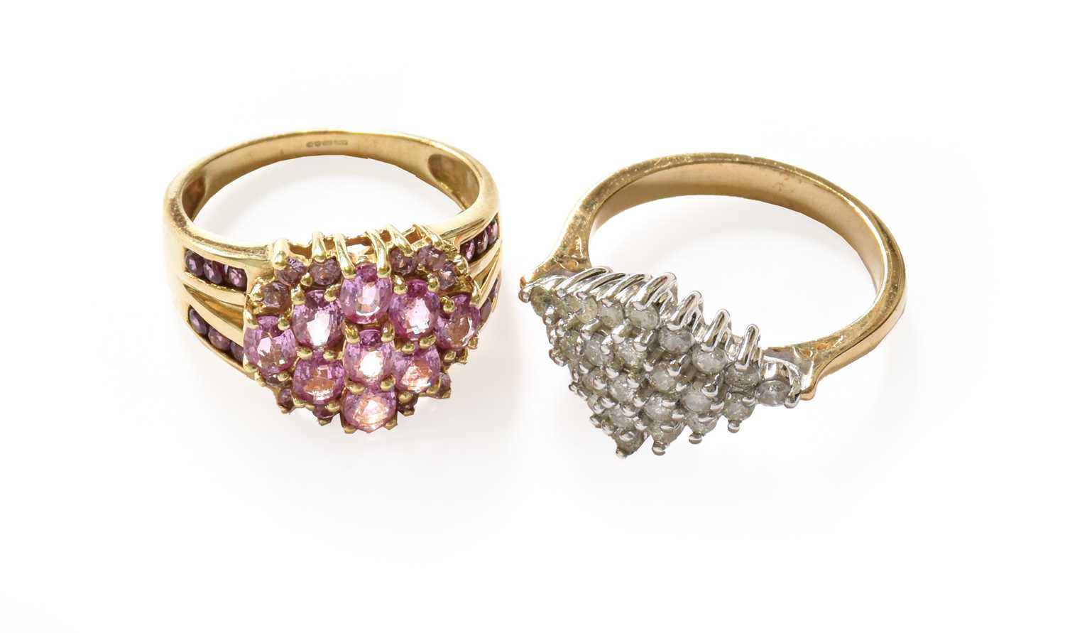 Lot 198 - A 9 carat gold diamond cluster ring, finger...