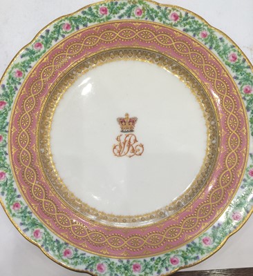 Lot 246 - A Kerr & Binns Worcester Porcelain Plate,...