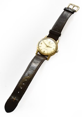 Lot 230 - A 9 carat gold centre seconds wristwatch,...