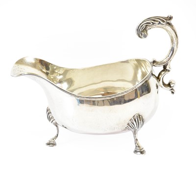 Lot 8 - An Edward VII Silver Sauceboat, by Synyer and...