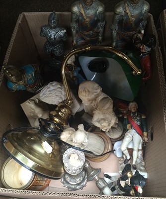 Lot 319 - A group of miscellaneous items to include a...
