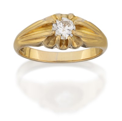 Lot 2008 - A Diamond Solitaire Ring