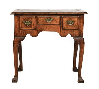 Lot 835 - A George II Walnut and Crossbanded Kneehole...