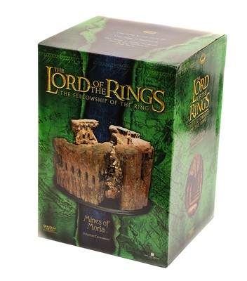 Lot 257 - Sideshow Collectibles Lord Of The Rings Group