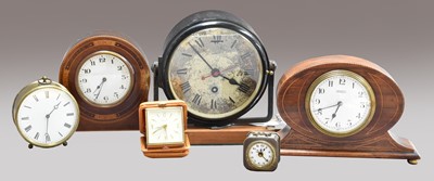 Lot 71 - A selection of clocks including an Art deco...