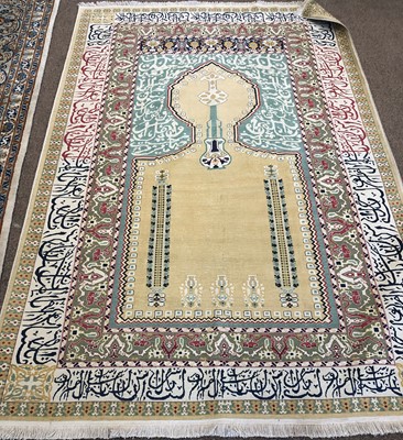 Lot 367 - Fine Turkish Silk Prayer Rug, 20th century The...