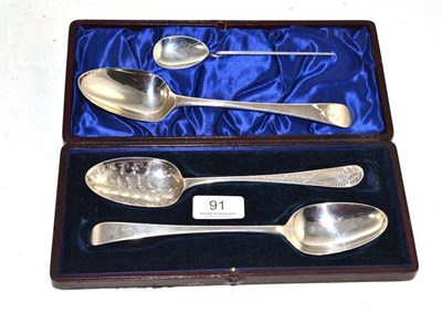 Lot 91 - Four assorted silver spoons in a case