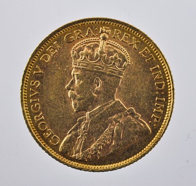 Lot 398 - Canada, George V Gold $5 1912, obv. crowned...