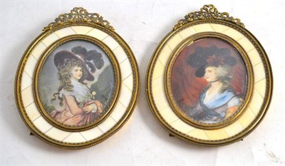 Lot 113 - Pair of oval miniature portraits