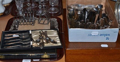 Lot 121 - Five silver gateaux knives, plated flatware, three plated toast racks, an oak canteen and a...