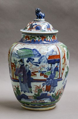 Lot 291 - A Chinese wucai jar and cover, transitional...