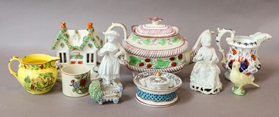 Lot 189 - A miniature pearlware teabowl, 18th century,...