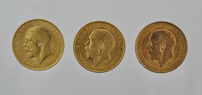 Lot 289 - 3 x George V, Sovereigns 1911, 1912, and 1913,...