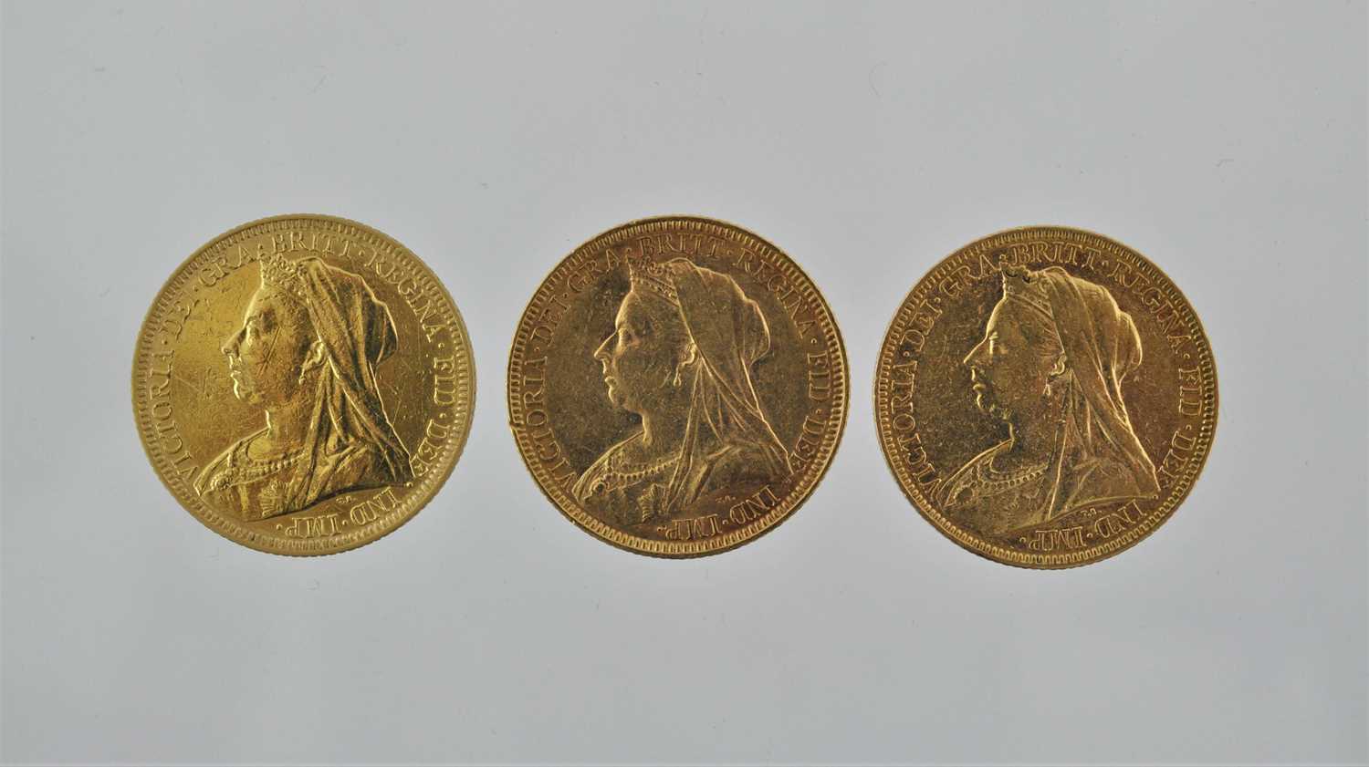 Lot 274 - 3 x Victoria, Sovereigns 1893M, 1894M and...