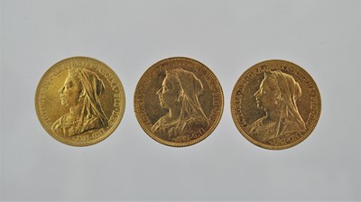 Lot 274 - 3 x Victoria, Sovereigns 1893M, 1894M and...