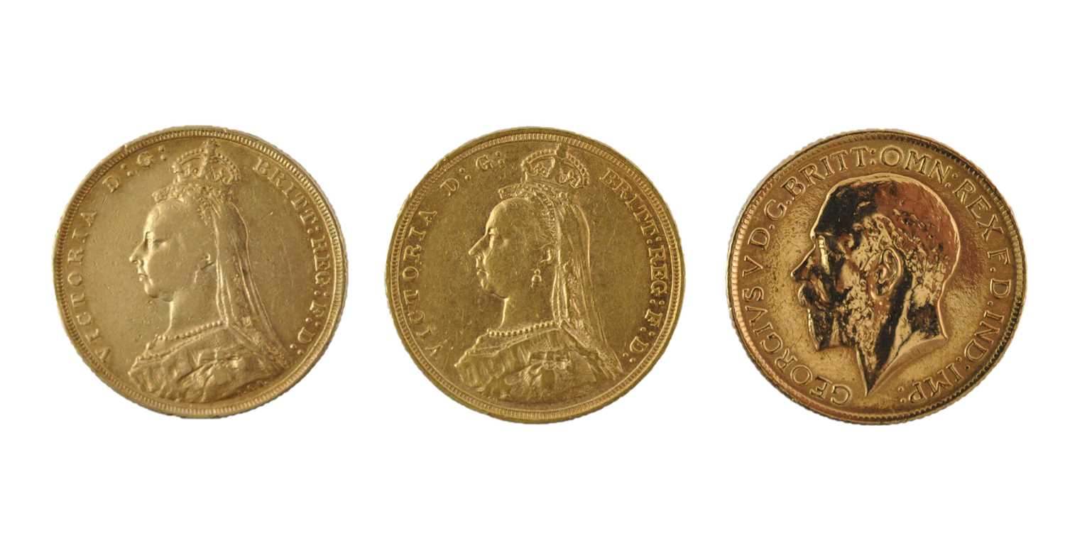 Lot 272 - 2 x Victoria, Sovereigns 1889 and 1890S,...