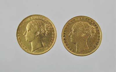 Lot 256 - 2 x Victoria, Sovereigns 1871 and 1872, obv....