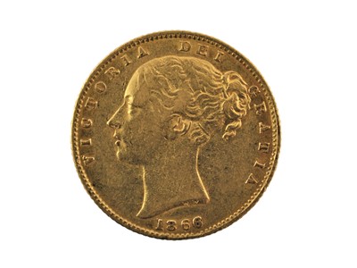 Lot 251 - Victoria, Sovereign 1866, obv. young head left,...