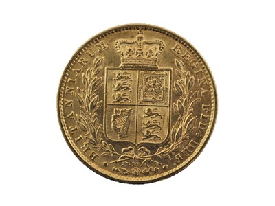 Lot 250 - Victoria, Sovereign 1865, obv. young head left,...