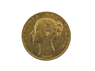 Lot 234 - Victoria, Sovereign 1844, obv. young head left,...