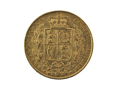 Lot 233 - Victoria, Sovereign 1843, obv. young head left,...
