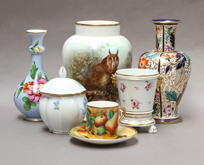 Lot 154 - Decorative ceramics, including: Spode,...