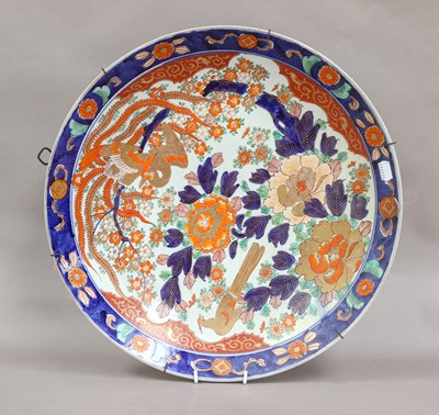 Lot 193 - A Japanese Imari charger; a Westerhead charger...