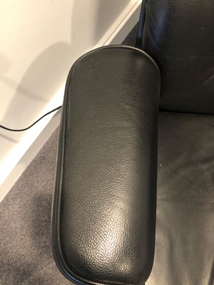 Lot 1270 - A Pair of Italian Cofemo Eames Style Lounge...