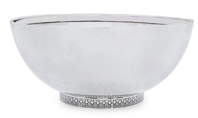 Lot 2311 - An Elizabeth II Silver Bowl