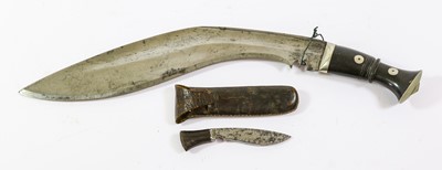 Lot 2364 - A 19th Century Nepalese Kukri, each side of...