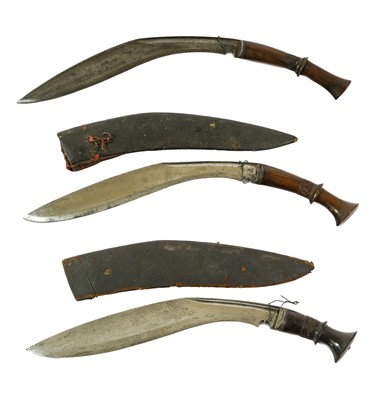 Lot 2365 - A Late 19th Century Nepalese Kukri, each side...