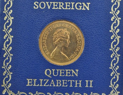 Lot 309 - Elizabeth II, Sovereign 1981, obv. BRITT: OMN...
