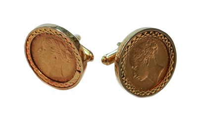 Lot 318 - A pair of sovereign cufflinks, dated 1886