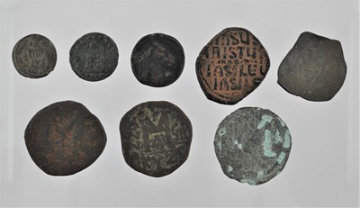 Lot 23 - 8 x Roman and Ancient AE, comprising: Urbs...