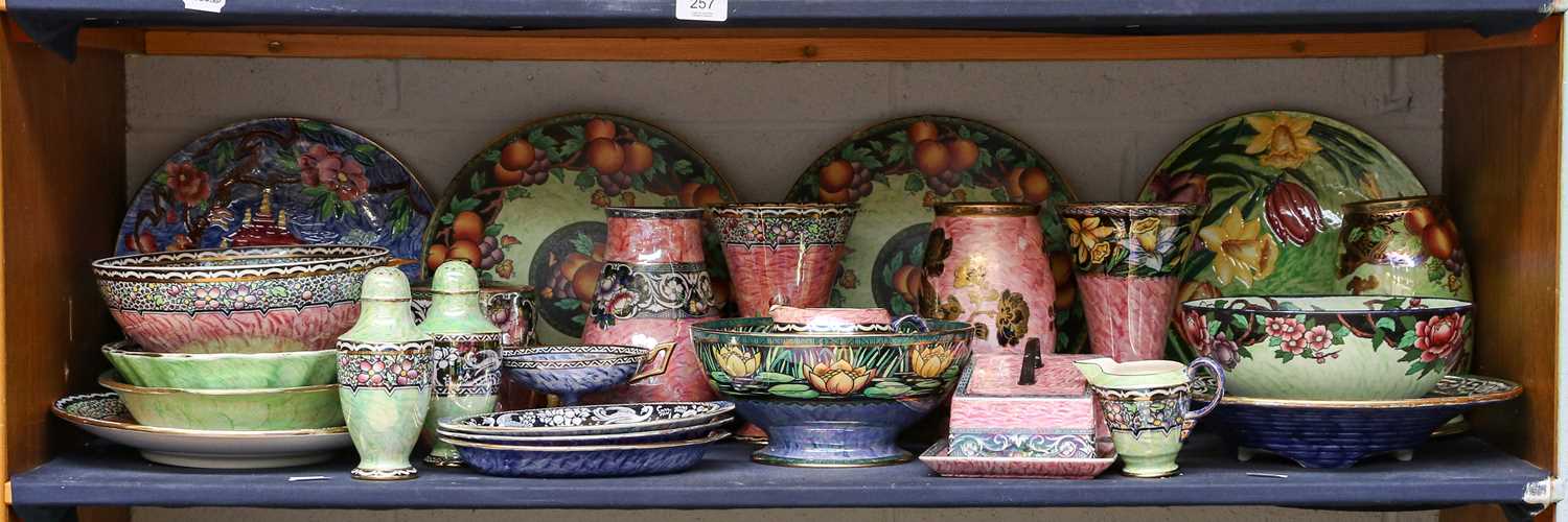 Lot 94 - A quantity of New Hall Boumier Ware pottery,...