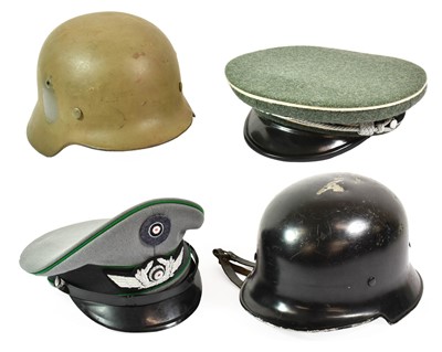 Lot 2267 - A Second World War German M40 Combat Helmet,...