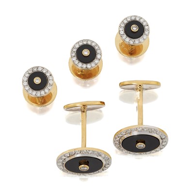 Lot 2109 - An 18 Carat Gold Onyx and Diamond Dress Stud and Cufflink Suite
