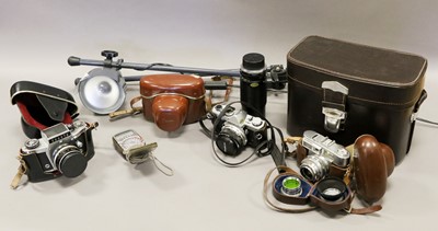 Lot 354 - Various Cameras